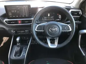 Toyota Raize 1.0 AWD 2019 Black