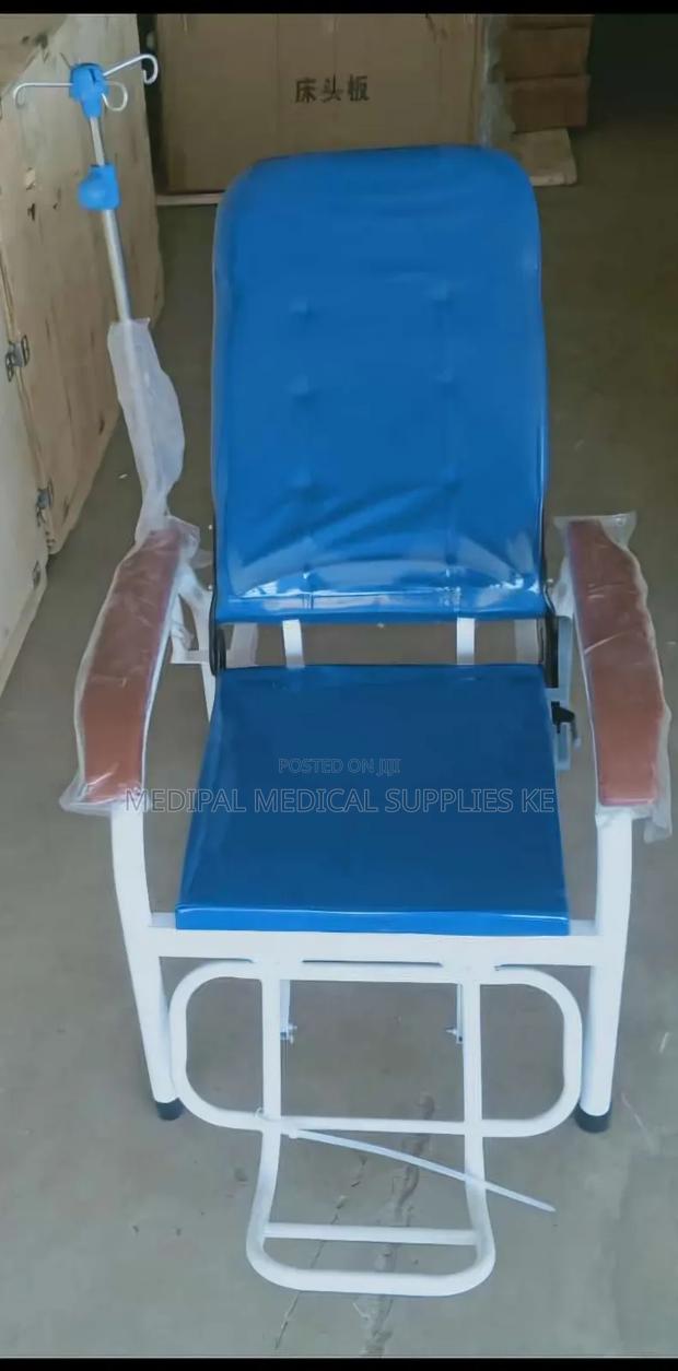 KMC /Blood Donor Chair - main view