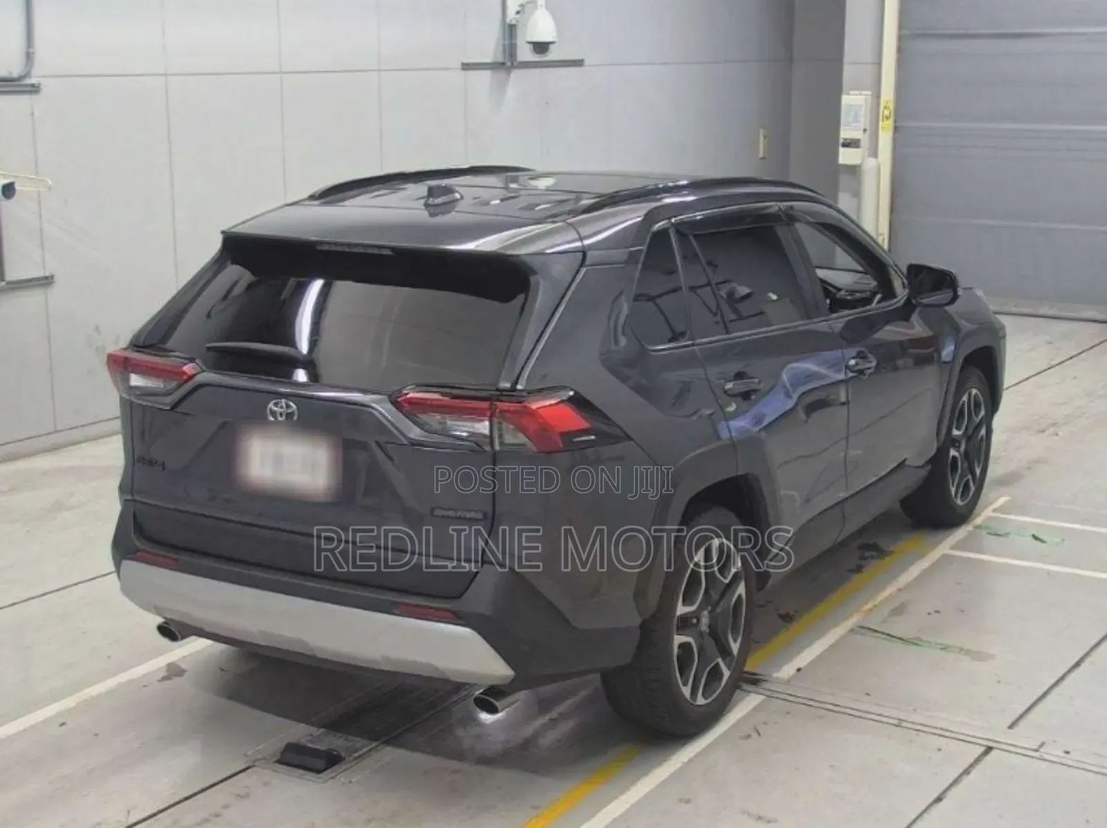 Toyota RAV4 XLE AWD 2019 Gray