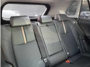 Toyota RAV4 XLE AWD 2019 Gray