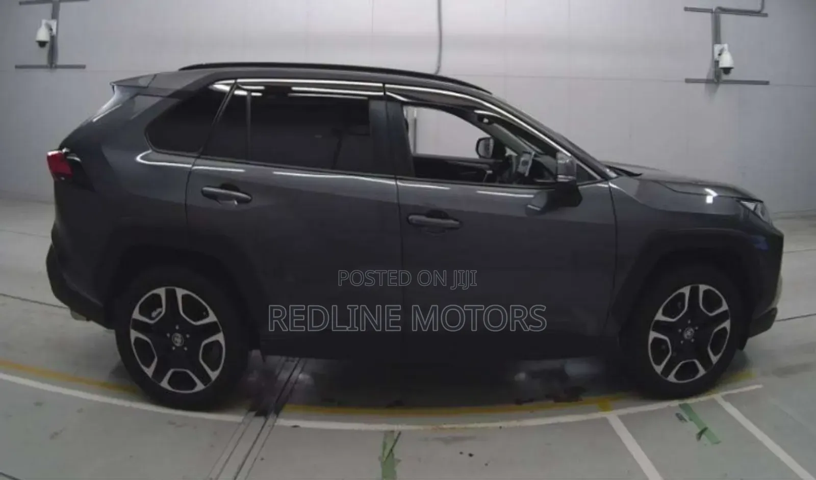 Toyota RAV4 XLE AWD 2019 Gray