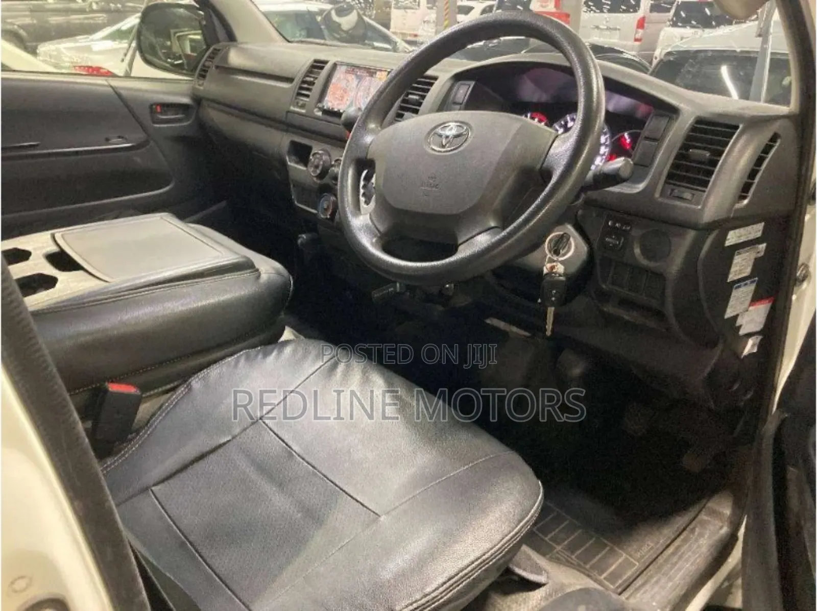 Toyota HiAce 2019 White