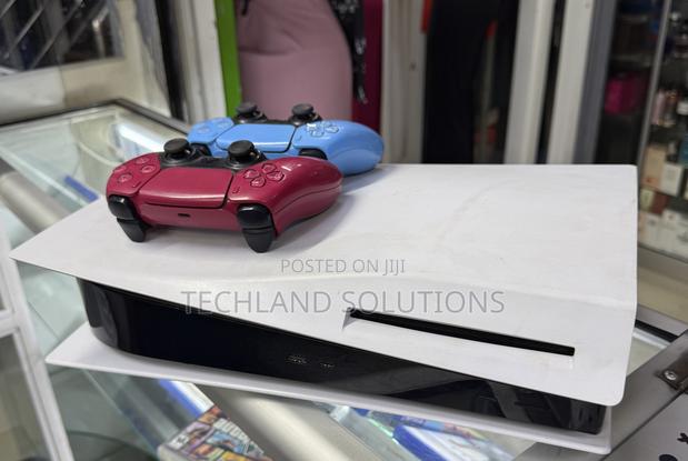 Previously Owned Sony Playstation 5 Standard+2pads - thumbnail 5