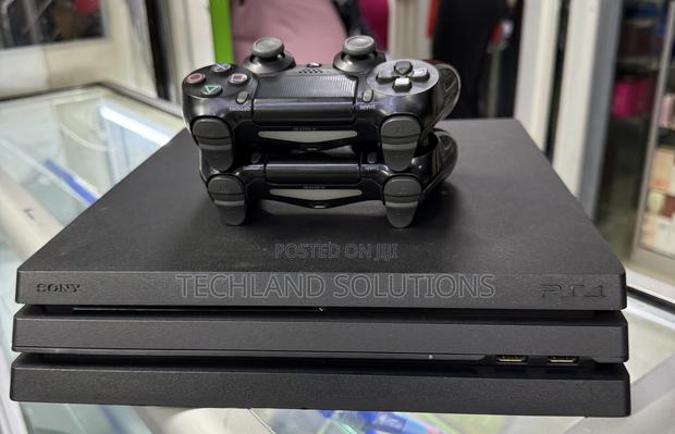 Previously Used Chipped Sony Playstation 4 Pro - thumbnail 3