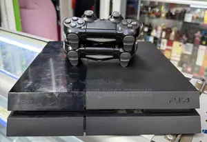 Previously Used Sony Playstation 4 Standard