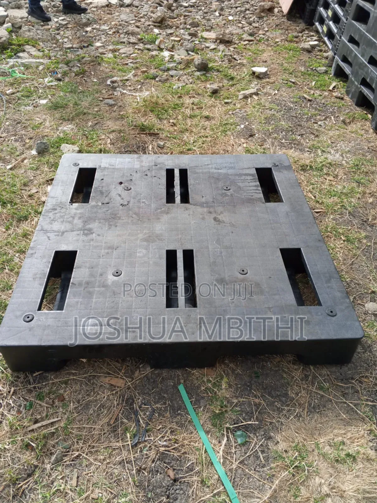Wooden and Plastic Pallets