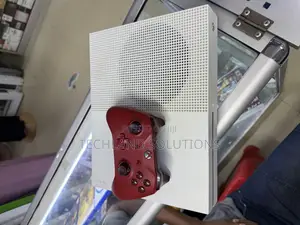 Previously Used Xbox One S