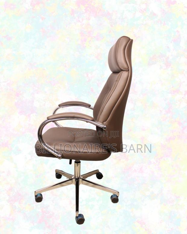 Brown Executive Office Chair | Build for Daily Productivity | Smooth - thumbnail 4
