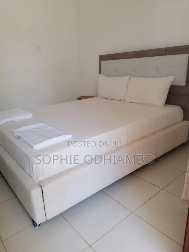 Standard Room Airbnb - thumbnail 5