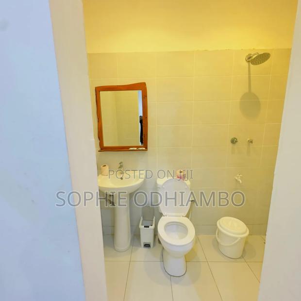 Standard Room Airbnb - thumbnail 7