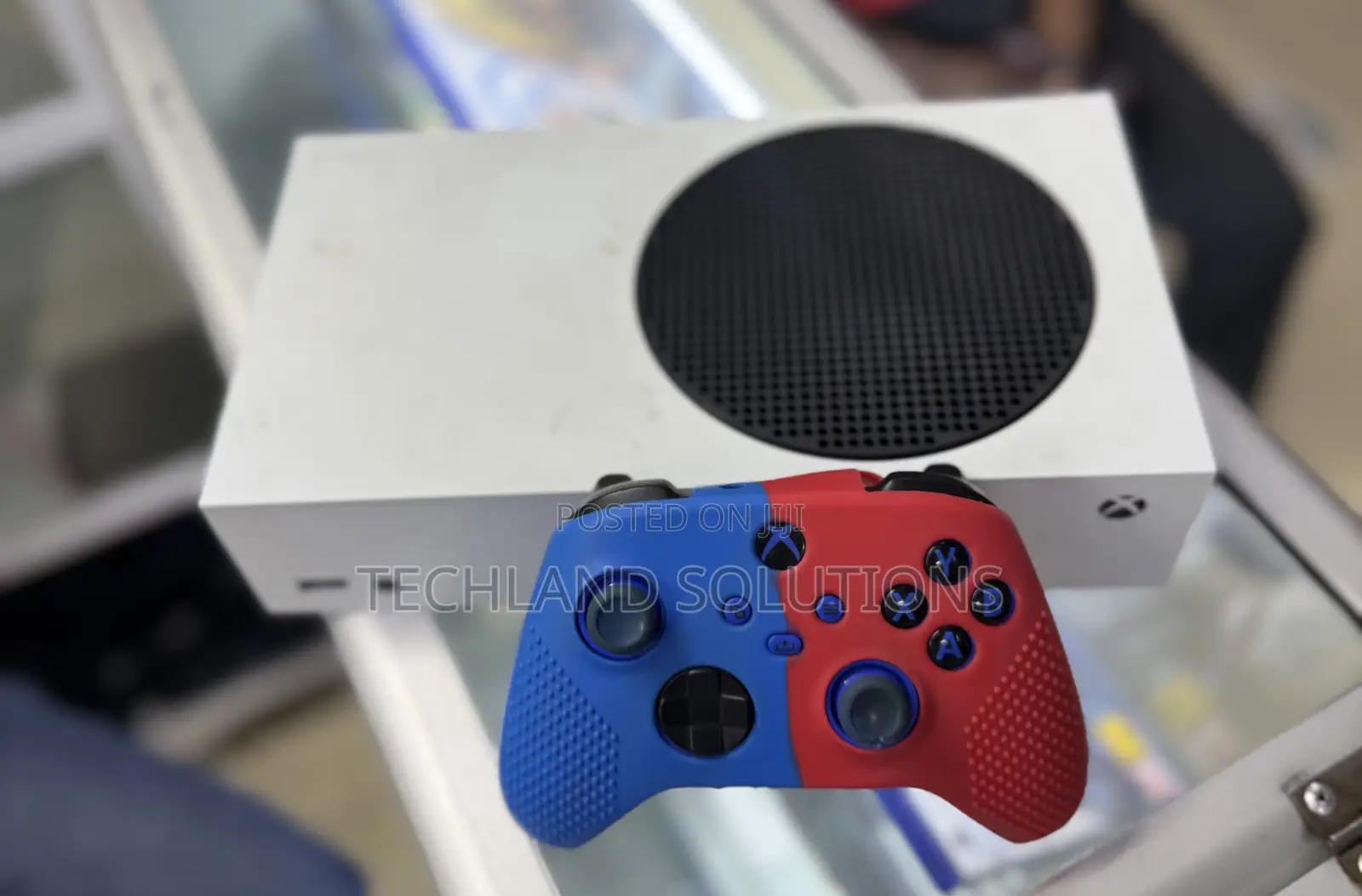 Previously Well Used Xbox Series S