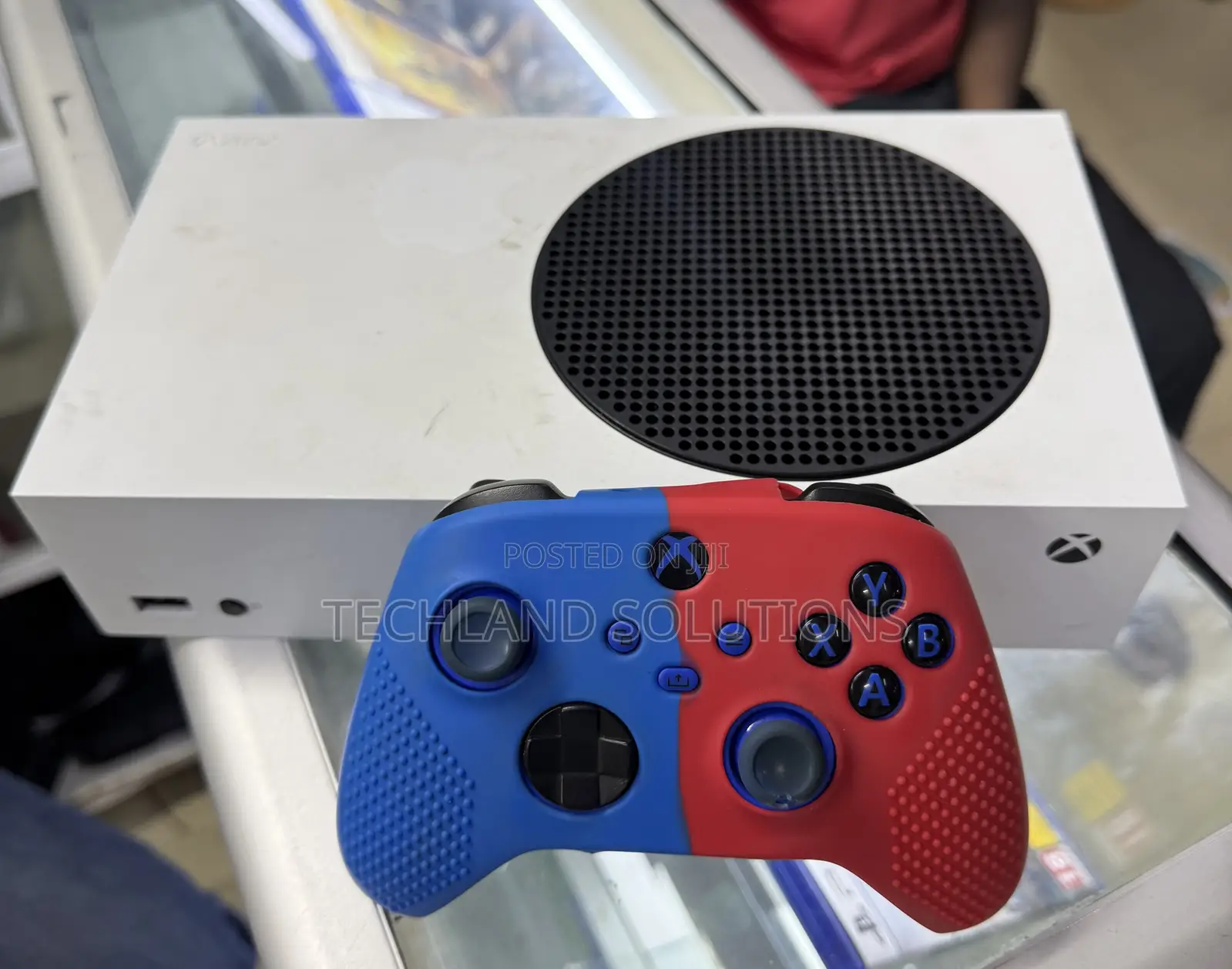 Previously Well Used Xbox Series S