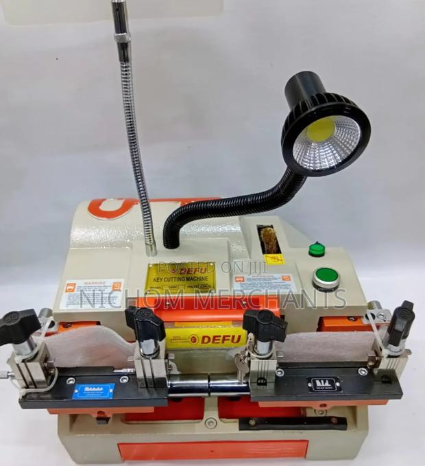 Defu Electric Key Cutting Machine/Digital Key Cutting Machine - main view