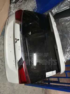 Top Quality Ex Japan Mitsubishi Outlander 2018 Boot Available