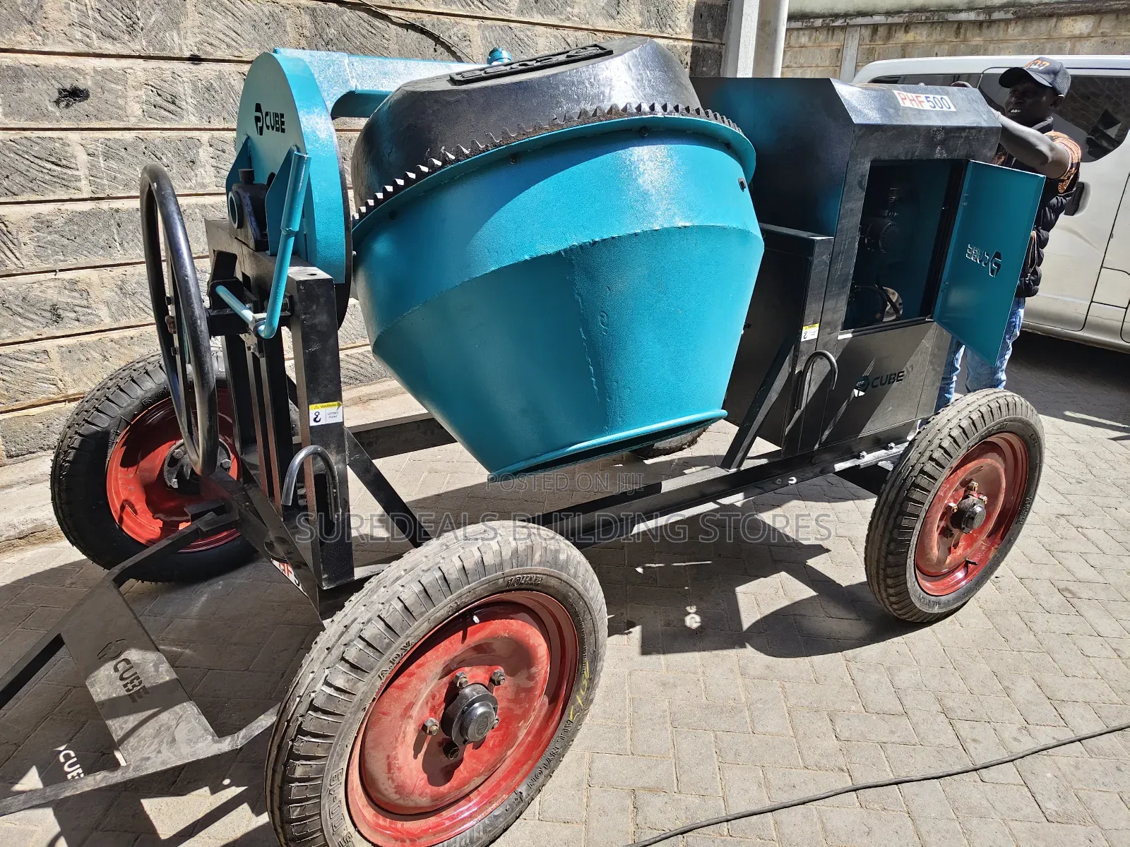 Heavy-duty 500-litre Diesel Concrete Mixer