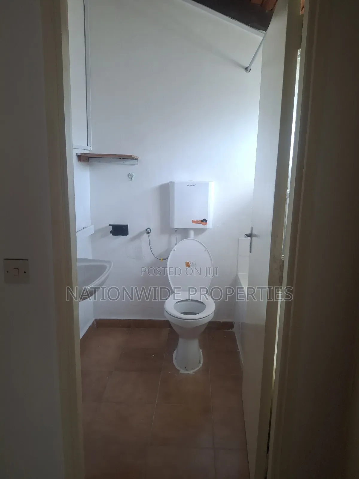 4bdrm Maisonette in Greenfields Estate for rent