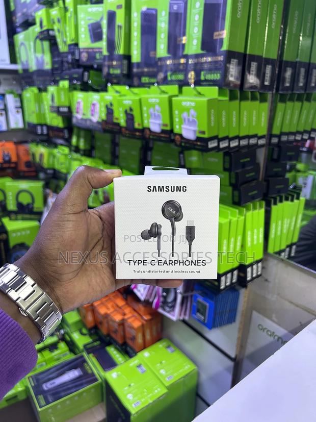 Type-C Earphones - Compatible With Samsung Other Android Phones - thumbnail 2