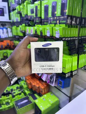 Usb Type-C Wired Earphones - Clear Sound Strong Bass