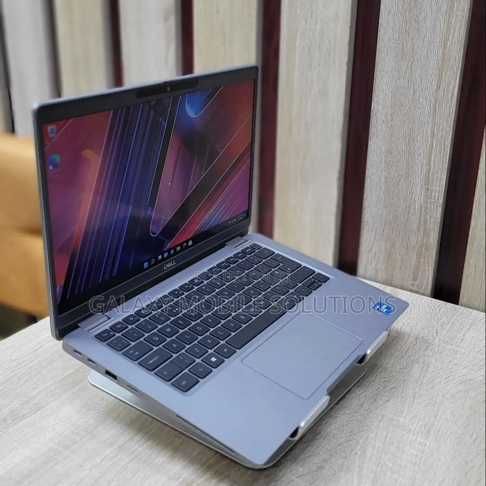 Laptop Dell Latitude 5320 8GB Intel Core I5 SSD 512GB