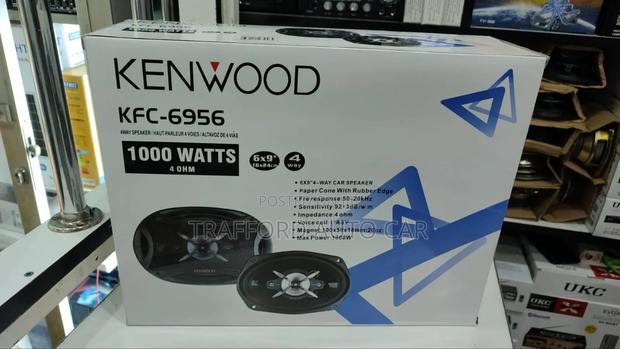 Kenwood 6 by 9 Speakers
