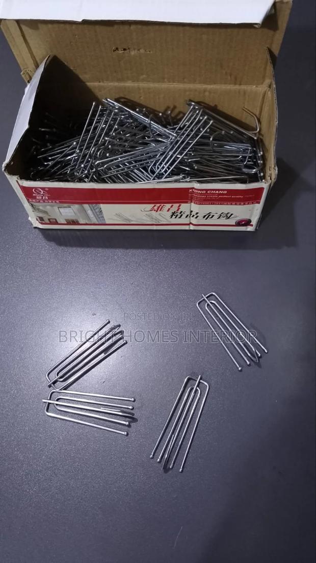 Very Quality Metallic 3pin Hooks - main view