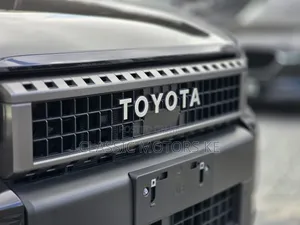 Toyota Land Cruiser Prado 2.8 2024 Black