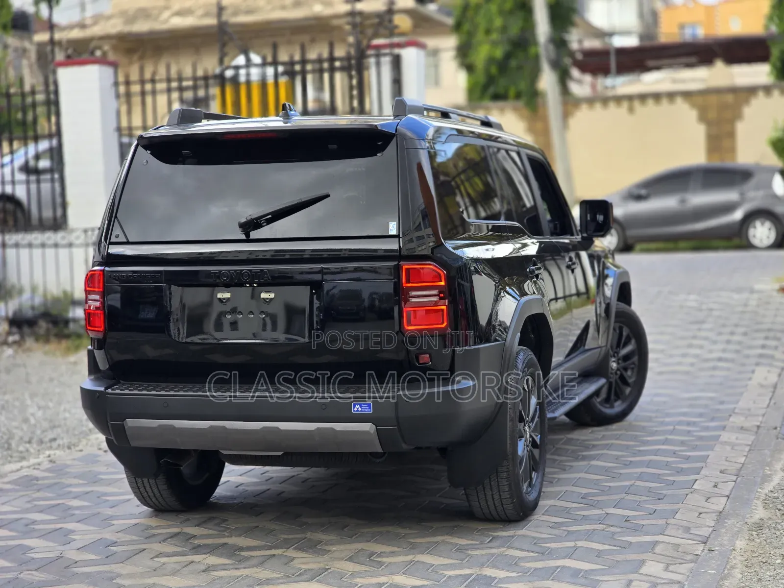 Toyota Land Cruiser Prado 2.8 2024 Black
