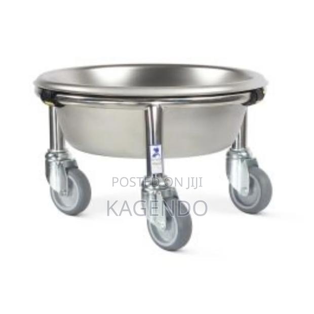Kick Bowl With Stand