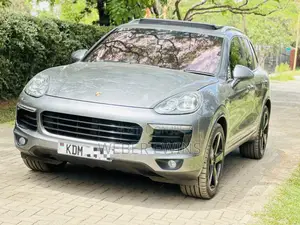Porsche Cayenne Diesel AWD 2016 Gray
