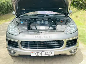 Porsche Cayenne Diesel AWD 2016 Gray