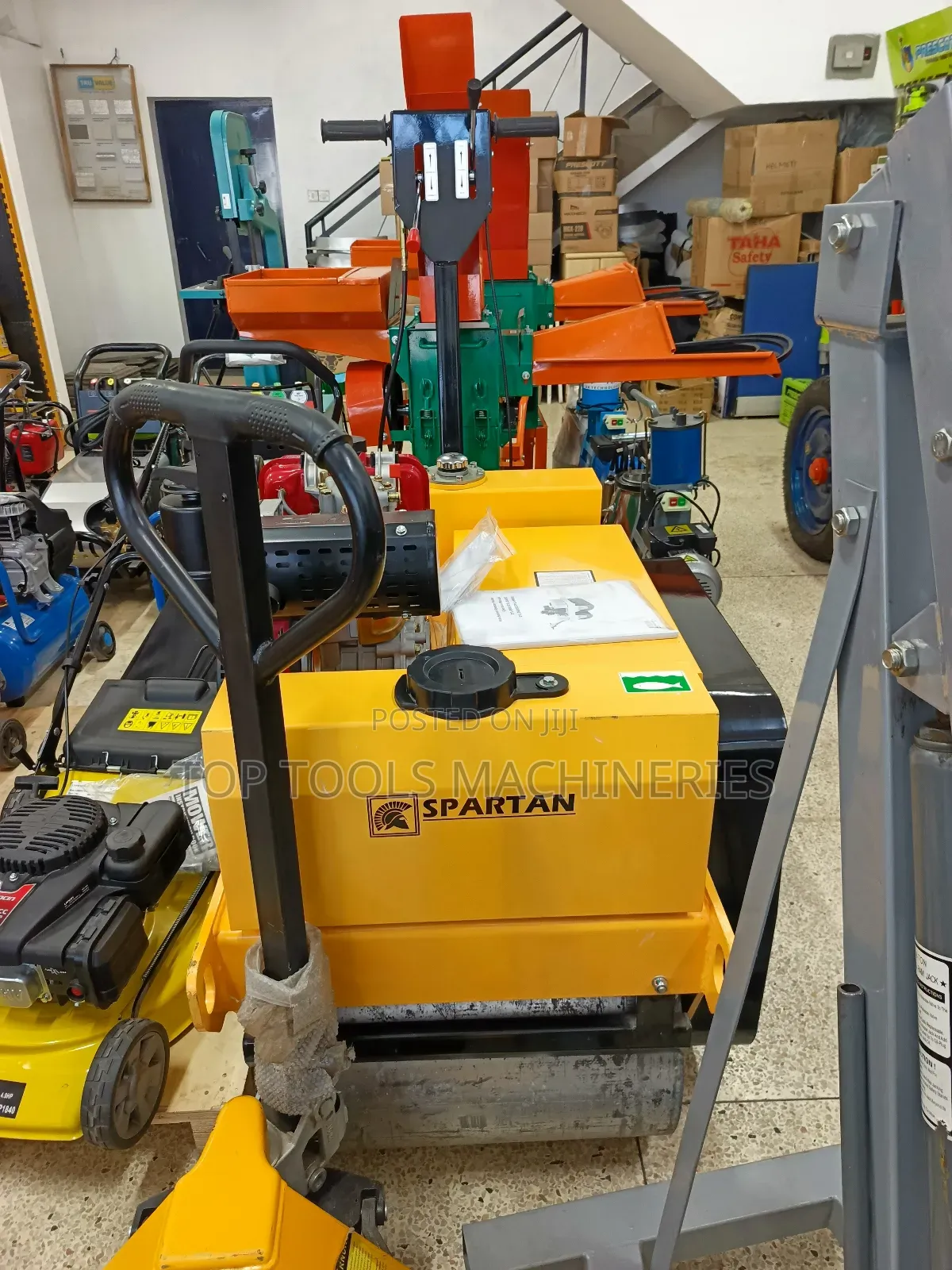 Spartan Road Roller Machine
