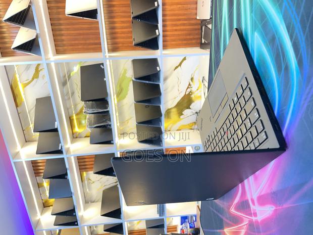 Laptop Lenovo ThinkPad X1 Carbon 16GB Intel Core I7 SSD 512GB - thumbnail 2