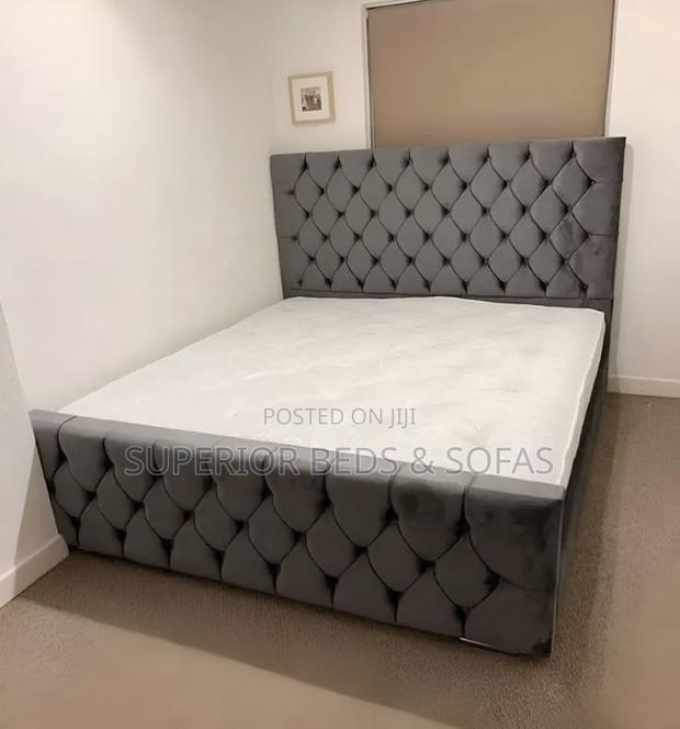 5x6 Dreamy Elegance Upholstered Bed - main view