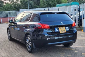 Peugeot 308 2018 Blue