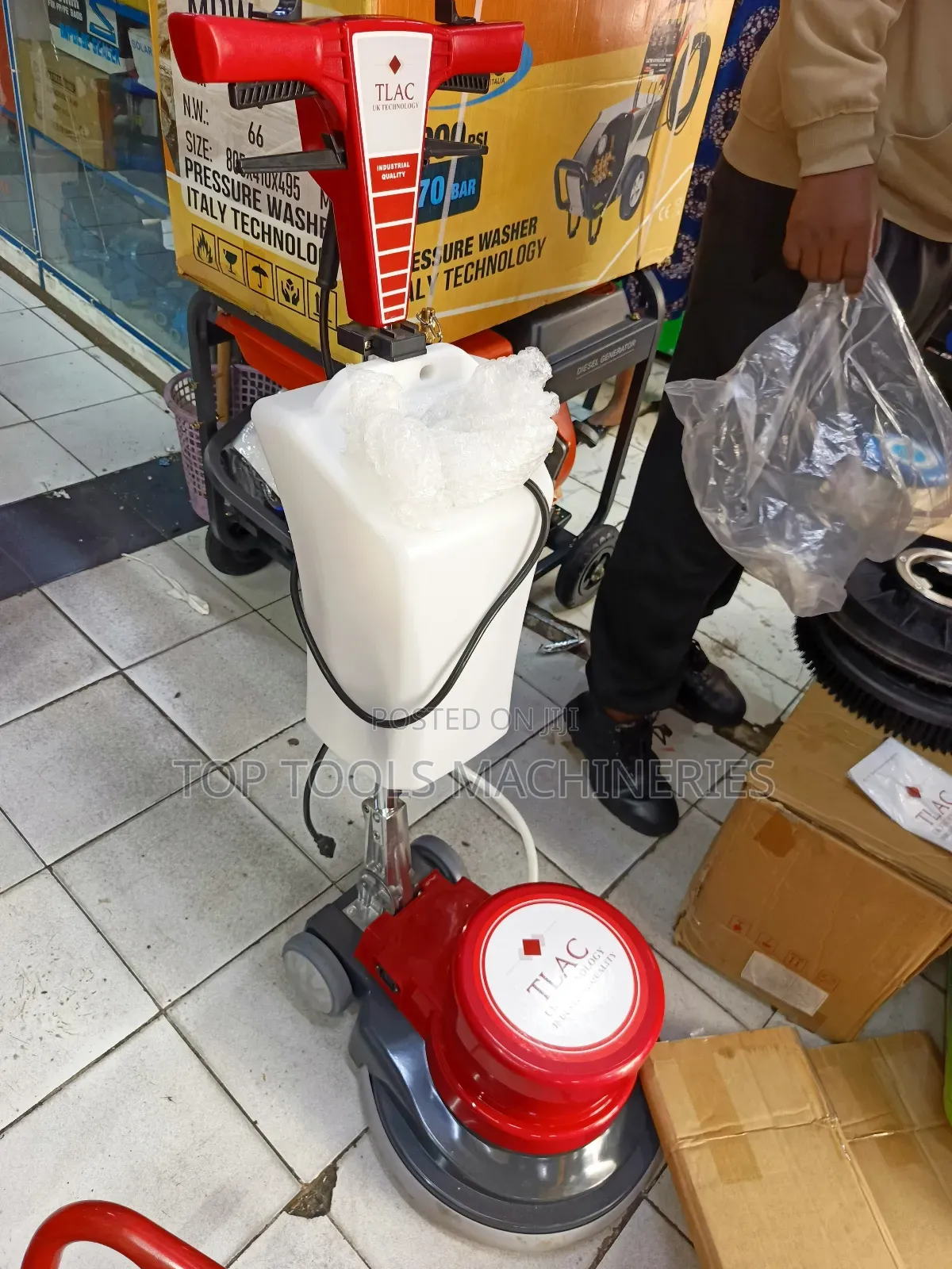 Tlac Uk Floor Scrubber