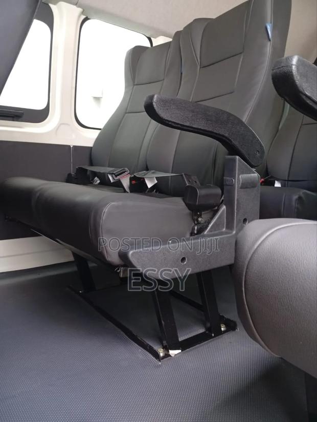 Executive Hiace Seats With Moulded Foam - thumbnail 4