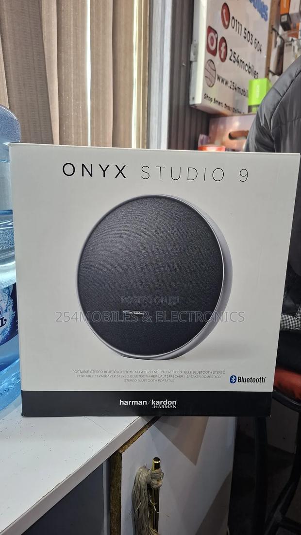 Harman Kardon Onyx Studio 9 Bluetooth Speaker