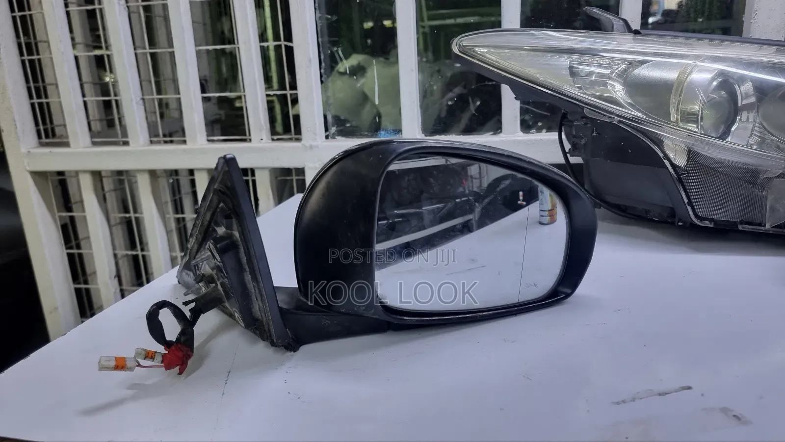 Mark X 2010 Sidemirror