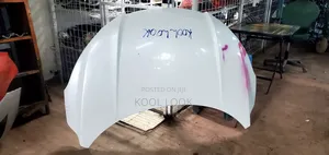 Honda Vezel Bonnet