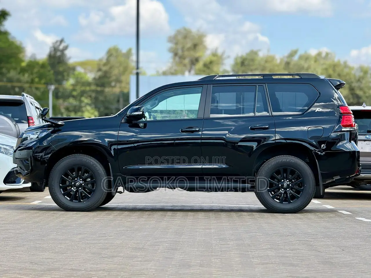 Toyota Land Cruiser Prado 2.8 2022 Black