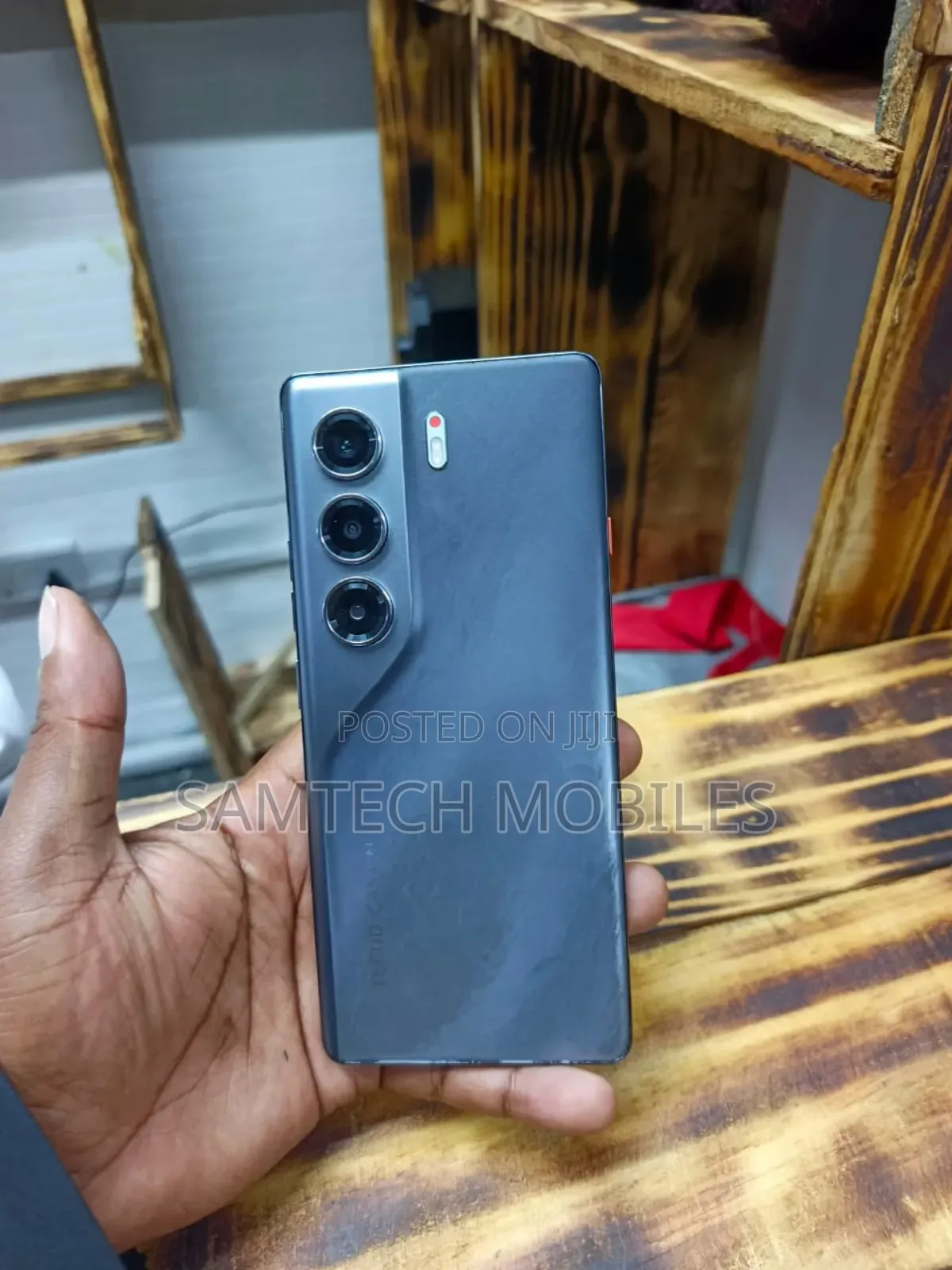 Tecno Camon 40 Pro 256 GB Gray