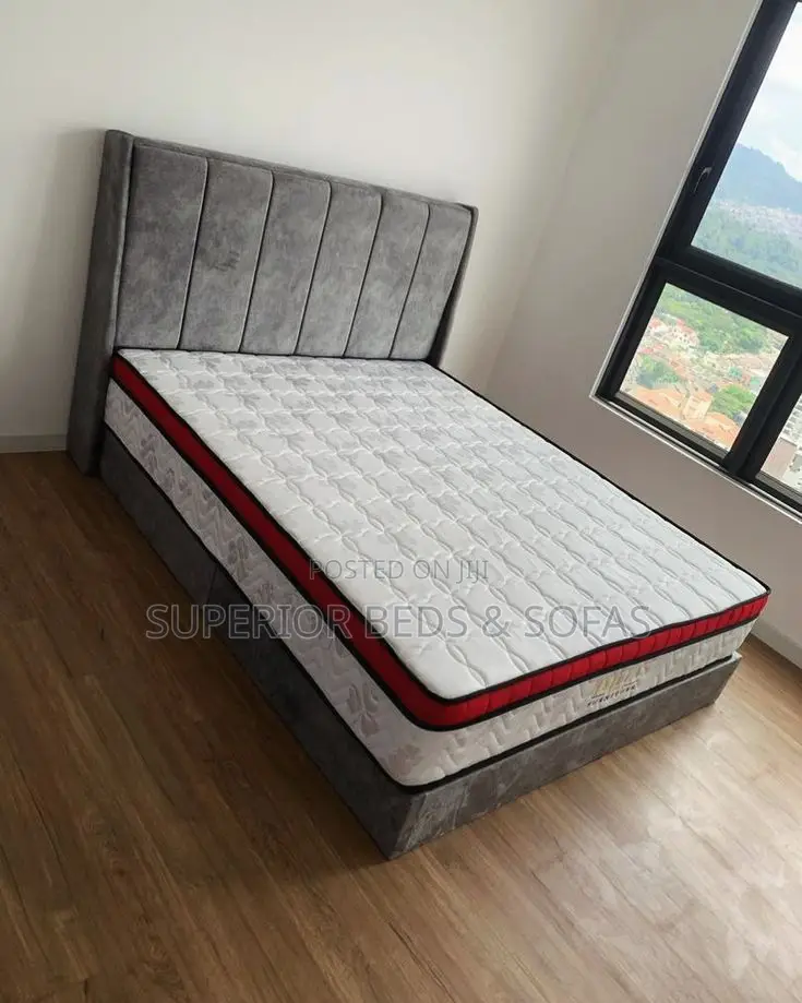 5x6 Urban Elegant Gray Luxe Bed