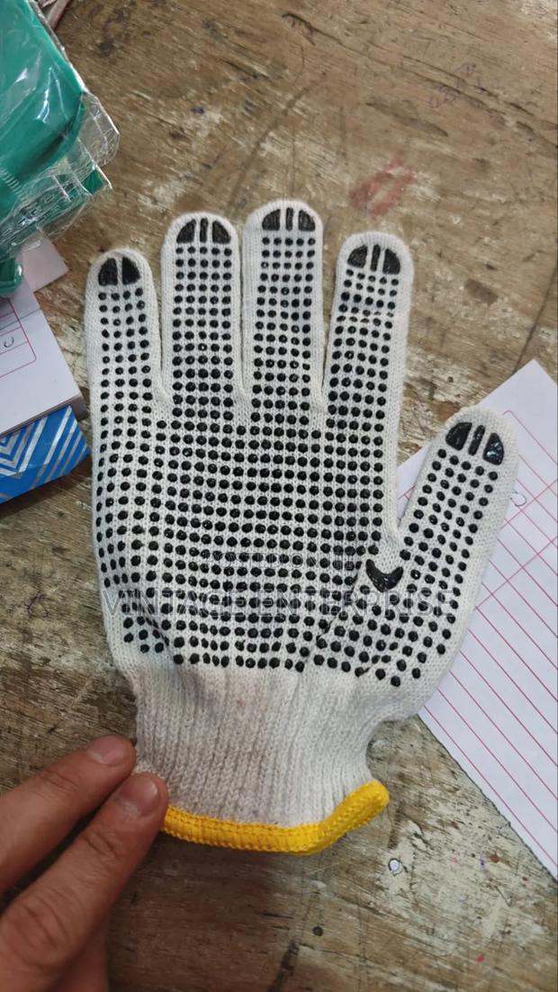 Protective Gloves - main view