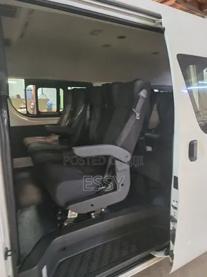 16 Seater Hiace Shuttle Seats
