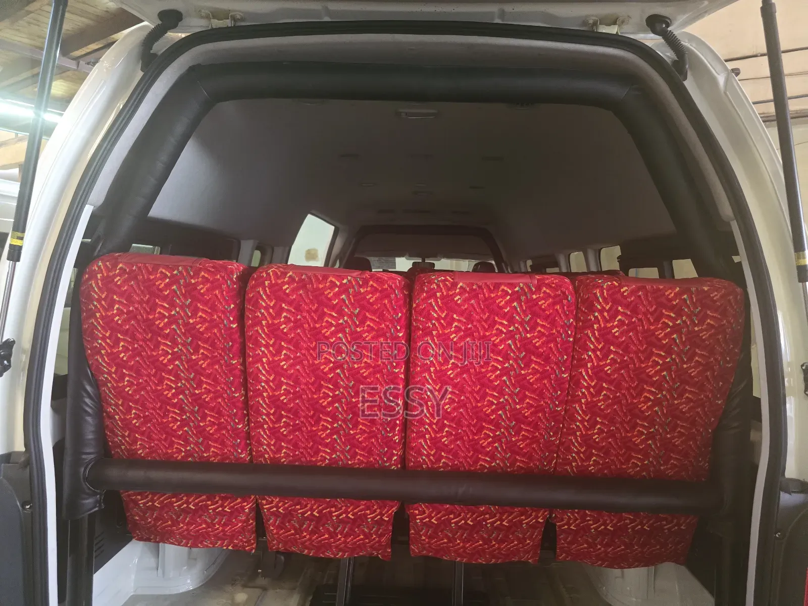 16 Seater Hiace Shuttle Seats