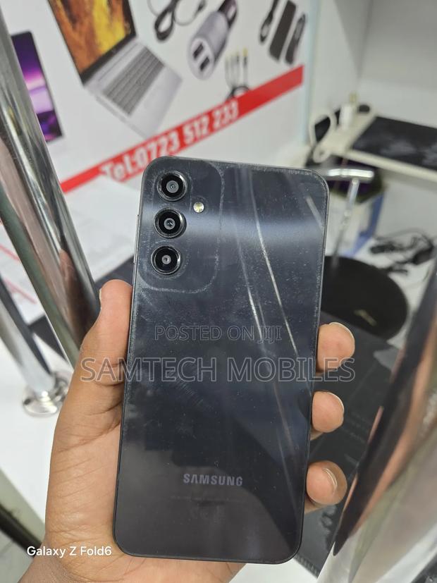 Samsung Galaxy A24 128 GB Black - main view