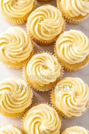 12 PCS Cupcakes Vanilla, Chocolate - main view