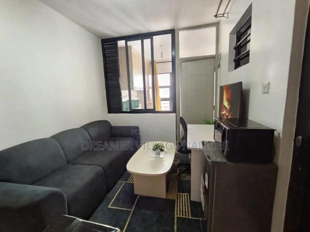 Studio Airbnb Unit in Kinoo - thumbnail 7