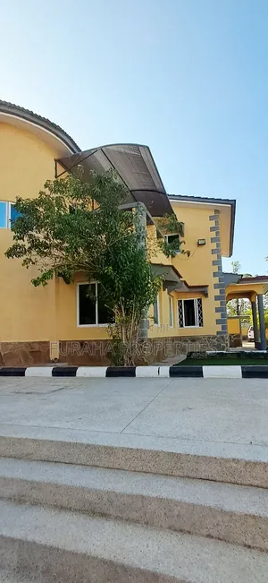 8bdrm Mansion in Nyali for rent