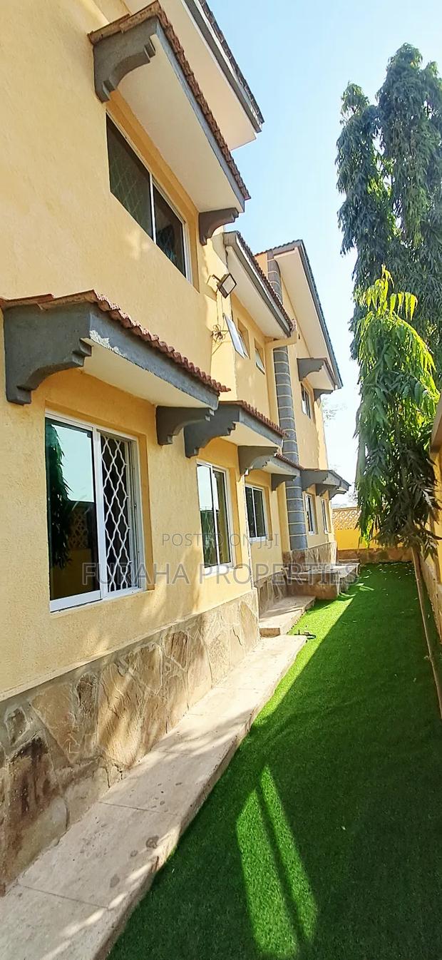 8bdrm Mansion in Nyali for rent - thumbnail 3